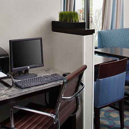 Springhill Suites Manchester-Boston Regional Airport Esterno foto
